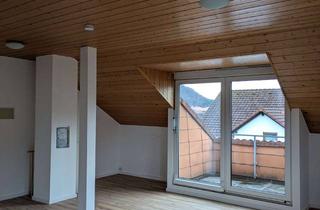 Wohnung mieten in 73447 Oberkochen, 1,5-Zimmer Wohnung (DG) in Oberkochen, frisch renoviert, schöne Aussicht, Balkon
