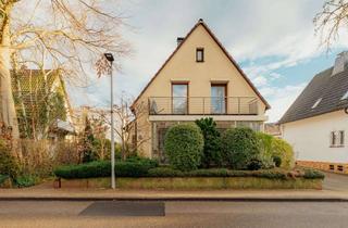 Einfamilienhaus kaufen in 51429 Bergisch Gladbach, Bestlage: Freistehendes Einfamilienhaus in Bensberg-Lückerath