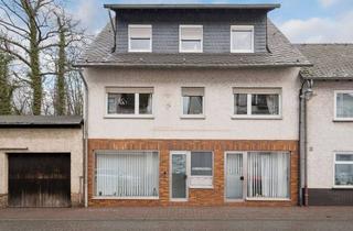 Mehrfamilienhaus kaufen in 56859 Bullay, Mehrfamilienhaus mit Geschäftsräumen