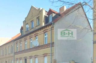 Anlageobjekt in 06749 Bitterfeld-Wolfen, Mehrfamilienhaus mit eigener Zufahrt, Garage & Stellplätzen – Renditeobjekt in Bitterfeld