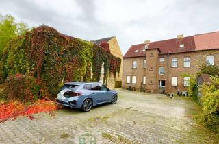 Anlageobjekt in 06749 Bitterfeld-Wolfen, Mehrfamilienhaus mit eigener Zufahrt, Garage & Stellplätzen – Renditeobjekt in Bitterfeld