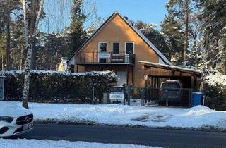 Einfamilienhaus kaufen in Köpenicker Allee, 15366 Hoppegarten, Hoppegarten - +++ Zwei Wohneinheiten unter einem Dach für eine individuelle Nutzung +++