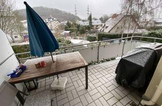 Wohnung kaufen in Erlenweg, 45529 Hattingen, Vermietete Eigentumswohnung mit Balkon, Stellplatz & TG-Stellplatz in Hattingen-Winz