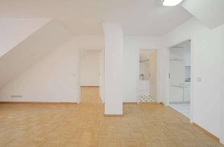 Wohnung kaufen in Schmalenbecker Straße 14, 22083 Barmbek-Süd, Kompakt. Hell. Durchdacht.