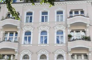 Wohnung kaufen in Albrechtstraße 13, 12167 Steglitz, Vermietete Eigentumswohnung in Berliner Jugendstilvilla – ideale Kapitalanlage mit Balkon