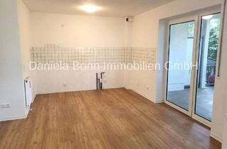 Wohnung kaufen in 50259 Pulheim, Frisch renovierte, seniorengerechte 2 Zimmer Wohnung im EG mit schöner Loggia (Christinapark)