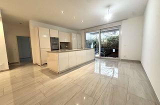 Wohnung kaufen in 71065 Sindelfingen, Luxuriöses Wohnen mit Garten und Stellplatz