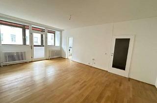 Wohnung mieten in 90429 Nürnberg, Geräumige 2-Zimmer-Wohnung mit Loggia, Einbauküche und Gartenmitbenutzung
