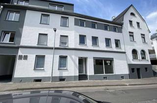 Wohnung mieten in Laurentiusstraße 89-91, 51465 Bergisch Gladbach, Sanierte 2-Zimmer-Wohnung mit Dachterrasse im 2. OG in Bergisch Gladbach