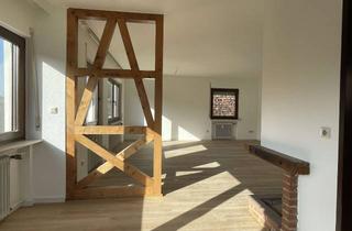 Wohnung mieten in Schmelzweg 24, 63599 Biebergemünd, große 3,5 Zimmer mit Küche, Garage und kleinem Garten+++