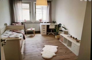 WG-Zimmer mieten in Von-Osten-Str. 16, 86199 Göggingen, Start einer schönen, neu möblierten 4er WG