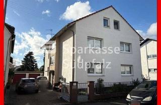 Haus kaufen in 76767 Hagenbach, Vermietetes 3-Familienhaus auf großem Grundstück mit Entwicklungspotential