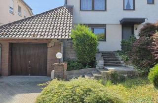 Doppelhaushälfte kaufen in 75223 Niefern-Öschelbronn, Großzügige Doppelhaushälfte mit Garten, Garage und viel Potenzial in Niefern-Öschelbronn