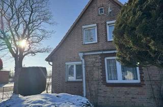 Haus kaufen in Dambecker Weg 14, 19300 Balow, „Platz für Generationen & Tiere: 238 m² Wohnfläche und riesiges Grundstück in Balow“