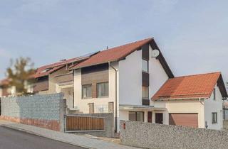 Haus kaufen in 85139 Wettstetten, Handwerker gesucht - Reihenendhaus in Wettstetten mit großem Entwicklungspotenzial!