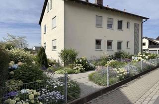 Mehrfamilienhaus kaufen in 91341 Röttenbach, Mehrfamilienhaus auf Projektionsgrundstück mit großem Potential