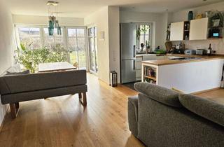 Immobilie mieten in 83236 Übersee, Stilvoll wohnen zwischen See und Bergen: Voll ausgestattete Gartenwohnung am Chiemsee (1 Jahr)