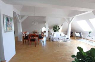 Wohnung kaufen in 63452 Hanau, albero:) Exklusives Dachgeschoss mit Galeriecharakter im denkmalgeschützten Yorkhof (Baujahr