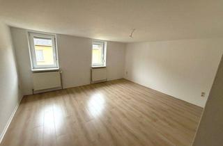 Wohnung mieten in Freybergstr. 25, 07955 Auma, Helle 3-Raum-Wohnung im Zentrum von Auma und Stellplatz-Möglichkeit