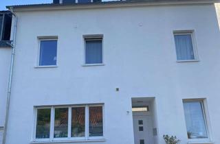 Wohnung kaufen in Kapellenstraße, 53604 Bad Honnef, 3 Zimmer Erdgeschosswohnung in Bad Honnef mit Innenhof