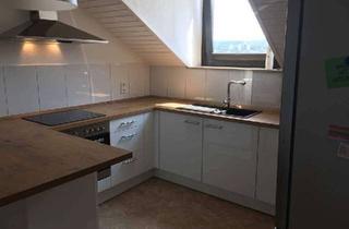 Wohnung mieten in 42105 Elberfeld, Helle 4-Zimmer-DG-Wohnung mit Weitblick über Elberfeld & Nähe Nordbahntrasse