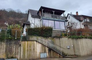 Haus kaufen in Untere Wingert 12, 69437 Neckargerach, Schön gelegene Immobilie mit tollem Ausblick
