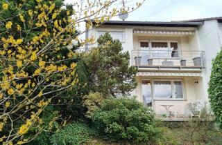 Doppelhaushälfte kaufen in 51519 Odenthal, OPEN-HOUSE am 30.05.26 von 11.30-13.00 Uhr: DHH mit Modernisierungsbedarf in Odenthal-Blecher!