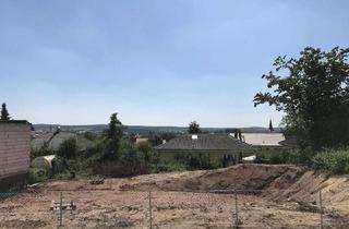 Grundstück zu kaufen in Erlenweg 23, 91325 Adelsdorf, Grundstück für DHH 10% günstiger als im Neubaugebiet, sonniger Südhang, Adelsdorf-Aisch