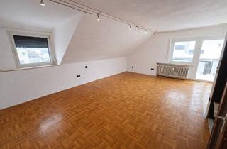 Wohnung kaufen in 90596 Schwanstetten, Schwanstetten - Attraktive Dachgeschosswohnung mit Südbalkon in Schwanstetten - OT Schwand
