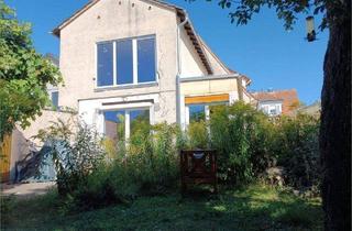 Einfamilienhaus kaufen in Friedhofstraße 16, 63796 Kahl, Kahl am Main - Viel Platz für Ihre Familie Haus mit Garten, Baumhaus & Ausbaupotenzial in Kahl am Main