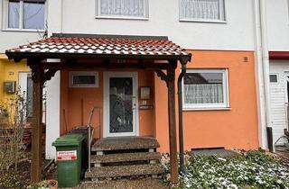 Reihenhaus kaufen in 91080 Uttenreuth, Uttenreuth - Reihenhaus in Spardorf mit Garage ideal für Familien