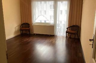 Wohnung kaufen in 60316 Frankfurt, Frankfurt am Main - Leerstehende Wohnung im Baumweg (Nordend-Ost, ca 56qm)