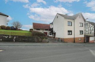 Einfamilienhaus kaufen in 61279 Grävenwiesbach, Grävenwiesbach - Vielseitiges Mehrgenerationenhaus auf großem Grundstück mit Scheune & Garten in Grävenwiesbach
