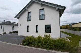 Einfamilienhaus kaufen in 93489 Schorndorf, Schorndorf - EINFAMILIENHAUS BJ. 2019, KFW 55 MIT LUKRATIVER RENDITE !