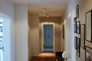 Wohnung kaufen in Gertrudenstraße, 18057 Kröpeliner Tor-Vorstadt, Stilvolle 4-Zimmer-Wohnung mit exklusiver Ausstattung, Balkon & Loggia in Toplage der KTV Rostock