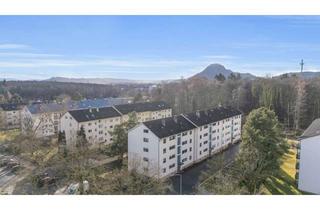 Wohnung kaufen in 78224 Singen, Helle 3-Zimmer-Wohnung. Viel Raum für Ihre Ideen, ob zur Selbstnutzung oder Investition.