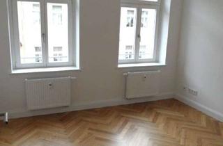 Wohnung kaufen in 04179 Leutzsch, sehr schöne 5- Zimmerwohnung mit großem Balkon + 2 Bäder + Kamin + Klimaanlage + fairer Preis