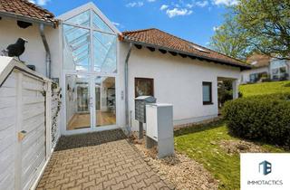 Wohnung kaufen in 55442 Stromberg, 2,5-Zimmer-Erdgeschosswohnung mit überdachter Terrasse, Stellplatz und Kellerfläche in Stromberg