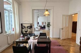 Wohnung kaufen in 30161 Oststadt, Altbau-Klassiker in der Belle Etage mit Jugendstil-Seele