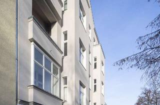 Wohnung kaufen in Sophie-Charlotten-Straße 46, 14059 Charlottenburg, Wohnen mit Stil in Charlottenburg: 4-Zimmer-Kapitalanlage in einem Altbau nahe dem Lietzenseepark!