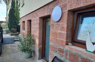 Wohnung mieten in Am Roßbächlein 13, 64711 Erbach, Erstbezug nach Sanierung mit Einbauküche und Terrasse: attraktive 2-Zimmer-Wohnung in Erbach