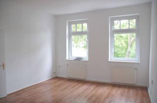 Wohnung mieten in Hentigstraße 29, 10318 Karlshorst, Helle 2-Zimmer WE mit Einbauküche in Karlshorst! Nahe S-Bhf. Karlshorst / 3 Jahre Mindestmietzeit!