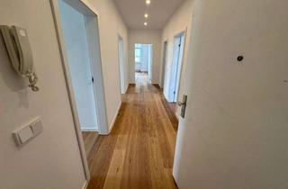 Wohnung mieten in Krämpferufer, 99084 Altstadt, Topsaniert mit Parkett und Kamin: 5-ZKB in fußläufig zum Erfurter Anger