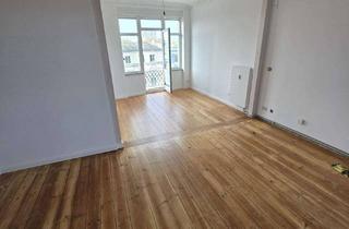 Wohnung mieten in Friedrich Franz Straße 56, 18119 Seebad Warnemünde, Erstbezug nach umfassender Sanierung 2-Zimmer-Wohnung mit Balkon