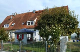 Wohnung mieten in Herrenwörthstr., 86633 Neuburg, Gemütliche 2-Zimmer-Dachgeschosswohnung in Neuburg - Herrenwörth befristet zu vermieten