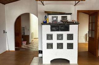 Wohnung mieten in Dorfplatz, 83139 Söchtenau, Helle 4-Zimmer DGW mit Balkon & neuer Einbauküche in Söchtenau