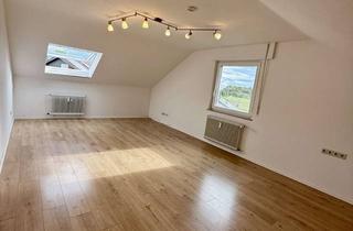 Wohnung mieten in Kilgenweg 28, 75447 Sternenfels, Lichtdurchflutete 3-Zimmer Dachgeschoss-Wohnung in Sternenfels