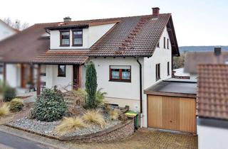 Doppelhaushälfte kaufen in 75438 Knittlingen, Charmante Doppelhaushälfte mit viel Platz für die Familie – Balkon, Garten & Garage
