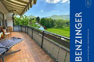 Haus kaufen in 72574 Bad Urach, 2 in 1: Komfortable 4,5-Zimmer-Wohnung in idyllischer Ortsrandlage mit Einliegerwohnung