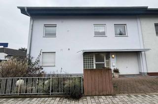 Mehrfamilienhaus kaufen in 68549 Ilvesheim, Ideal für Selbstnutzer und Kapitalanleger: Gepflegtes Mehrfamilienhaus mit Garten und Garage